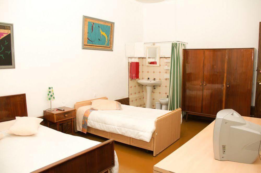 Monte Sinai Guest House ปอร์โต ภายนอก รูปภาพ